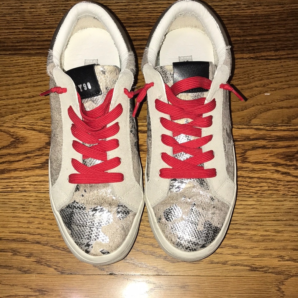Steve Madden Pivot Sneaker Sz 8.5